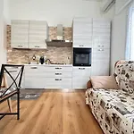 Mare E Relax - Affittasi Luna Home, Con Parcheggio Riservato E Aria Condizionata A Poca Distanza Dal Mare *