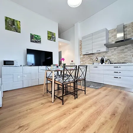 Mare E Relax - Affittasi Luna Home, Con Parcheggio Riservato E Aria Condizionata A Poca Distanza Dal Mare