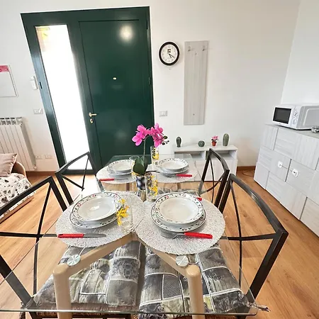 Mare E Relax - Affittasi Luna Home, Con Parcheggio Riservato E Aria Condizionata A Poca Distanza Dal Mare Daire *