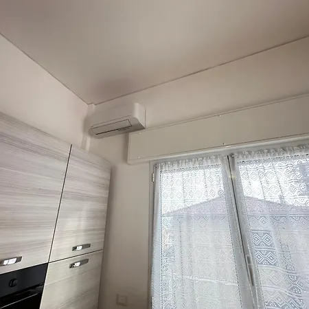 Mare E Relax - Affittasi Luna Home, Con Parcheggio Riservato E Aria Condizionata A Poca Distanza Dal Mare * Sanremo