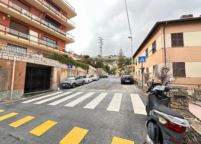 Mare E Relax - Affittasi Luna Home, Con Parcheggio Riservato E Aria Condizionata A Poca Distanza Dal Mare Lägenhet Sanremo